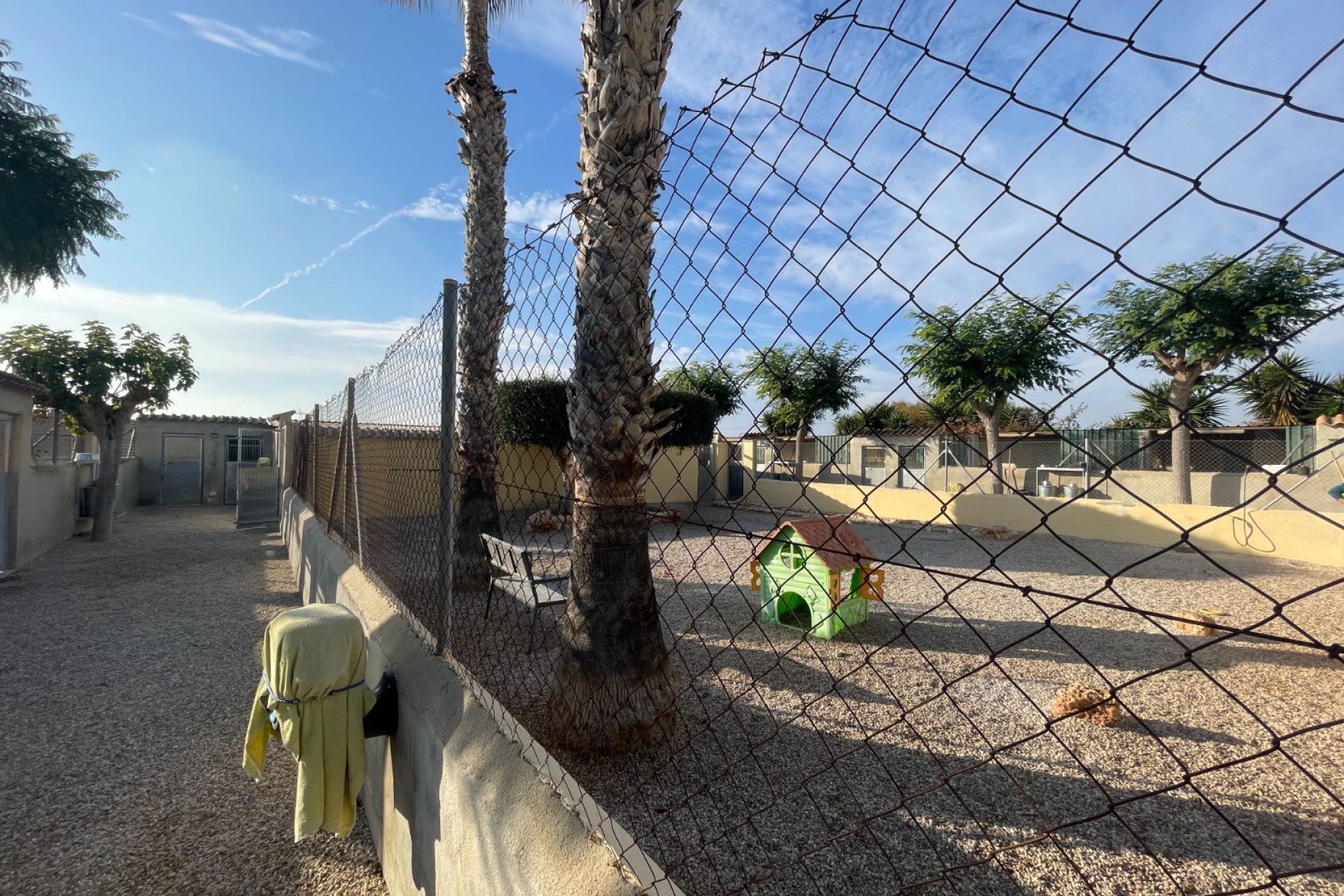 Resale - Finca / Country Property - Elche - Las Bayas