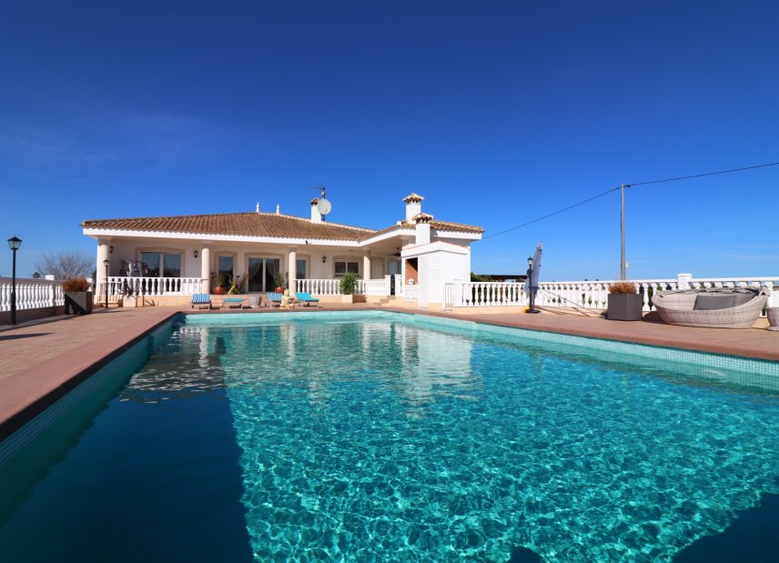 Resale - Finca / Country Property - Rojales