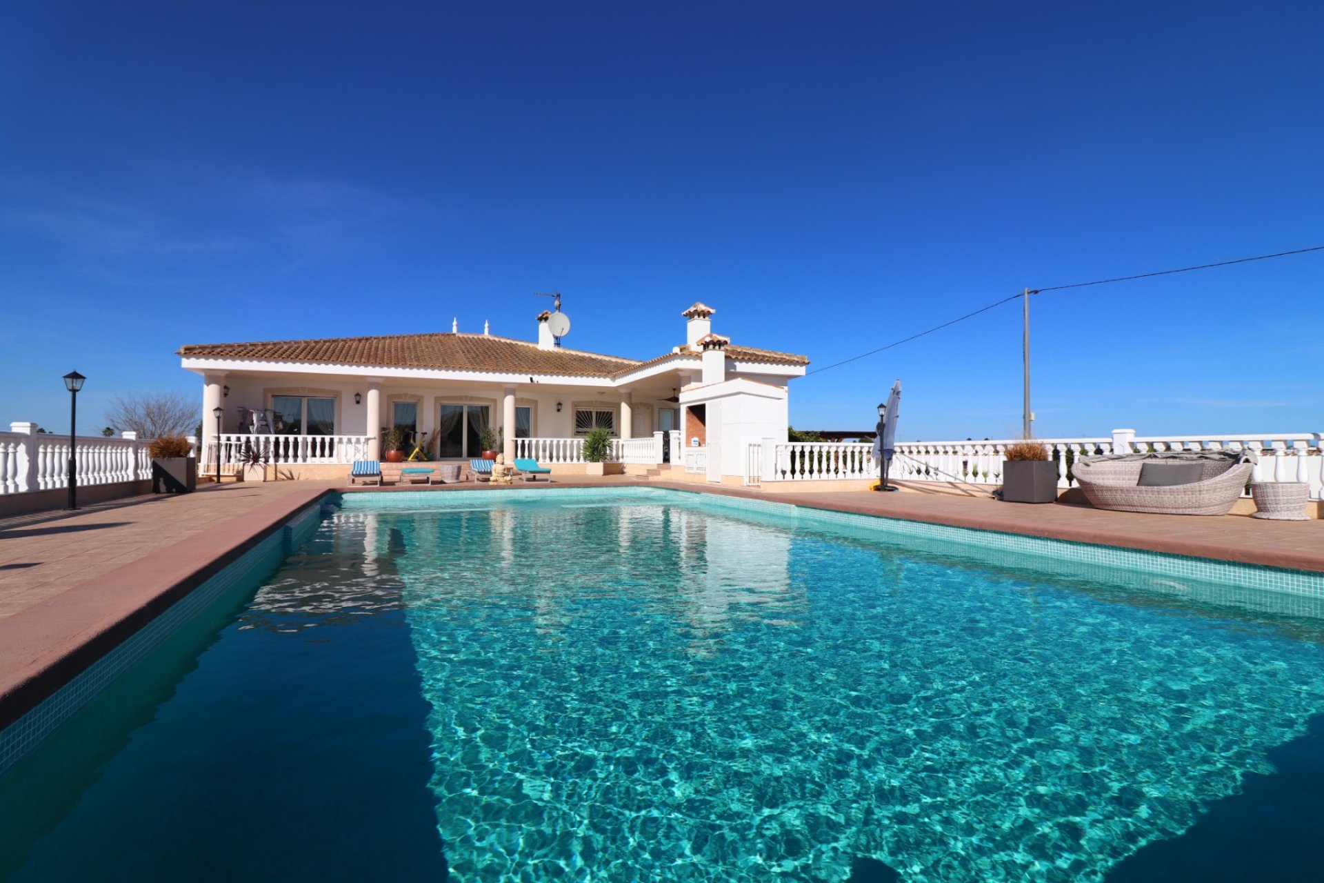 Resale - Finca / Country Property - Rojales