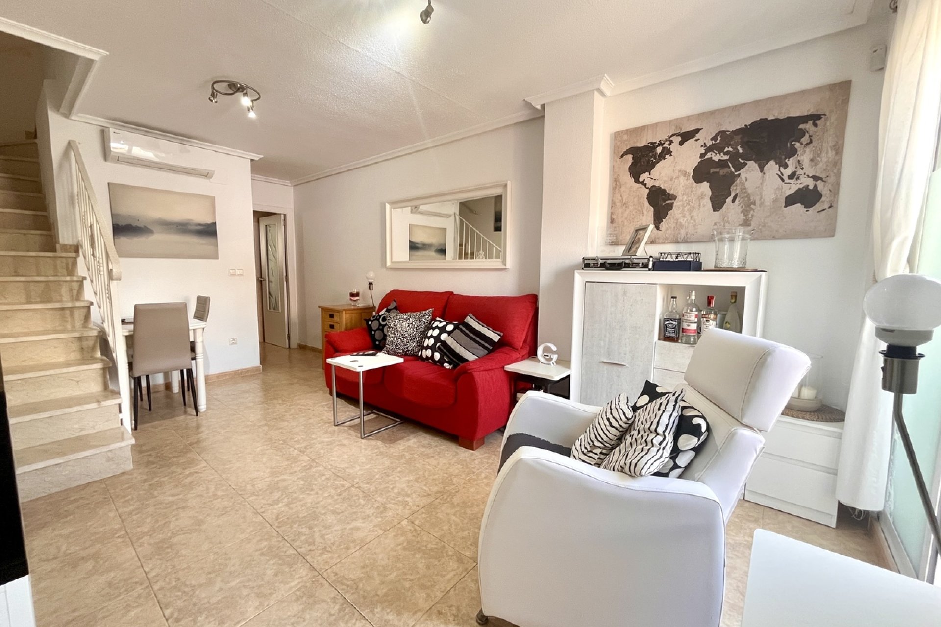 Resale - Townhouse - La Mata