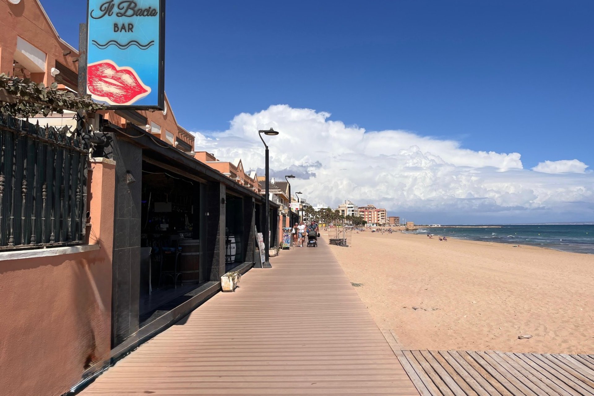 Resale - Townhouse - La Mata