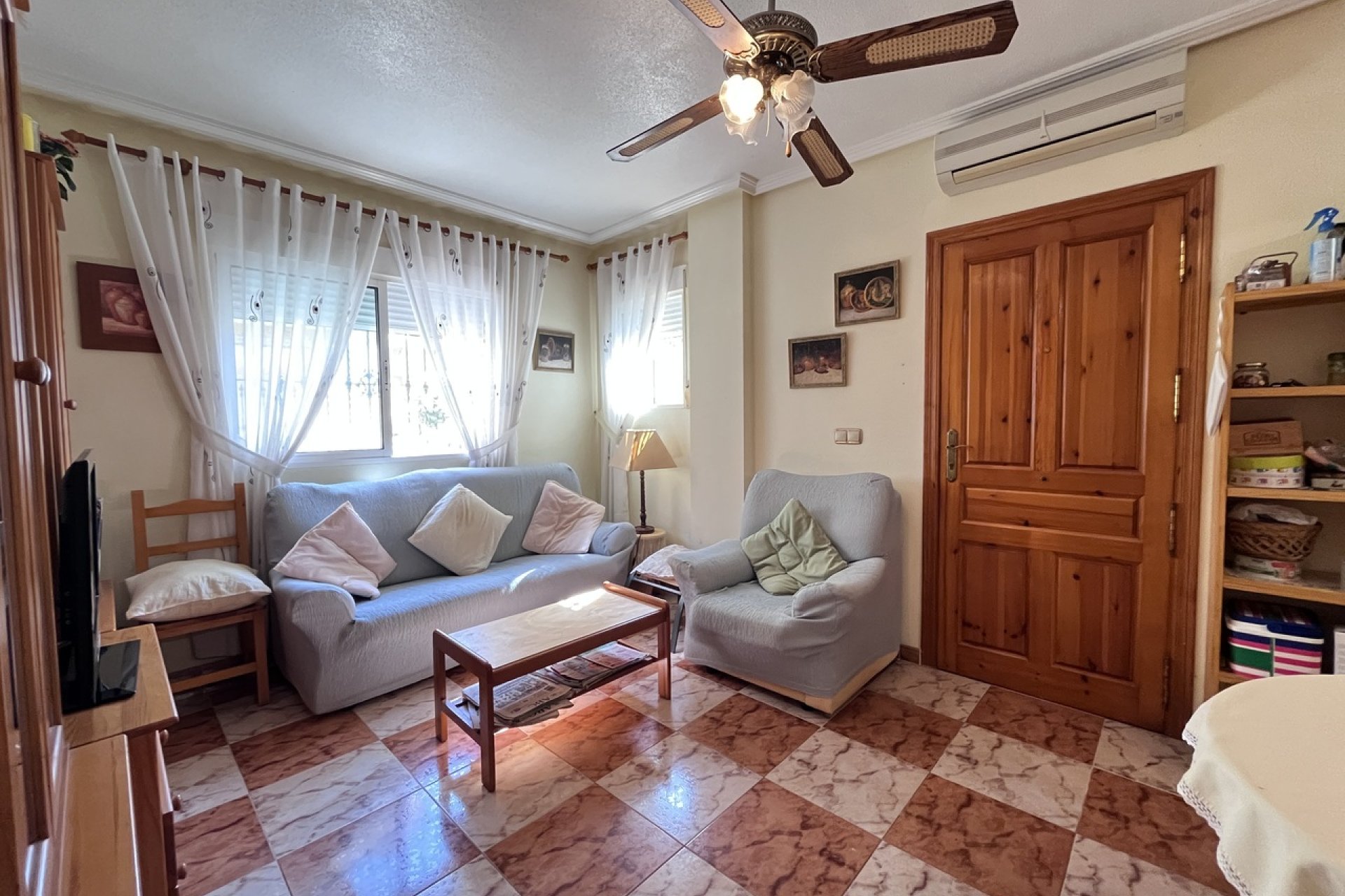 Resale - Townhouse - La Zenia