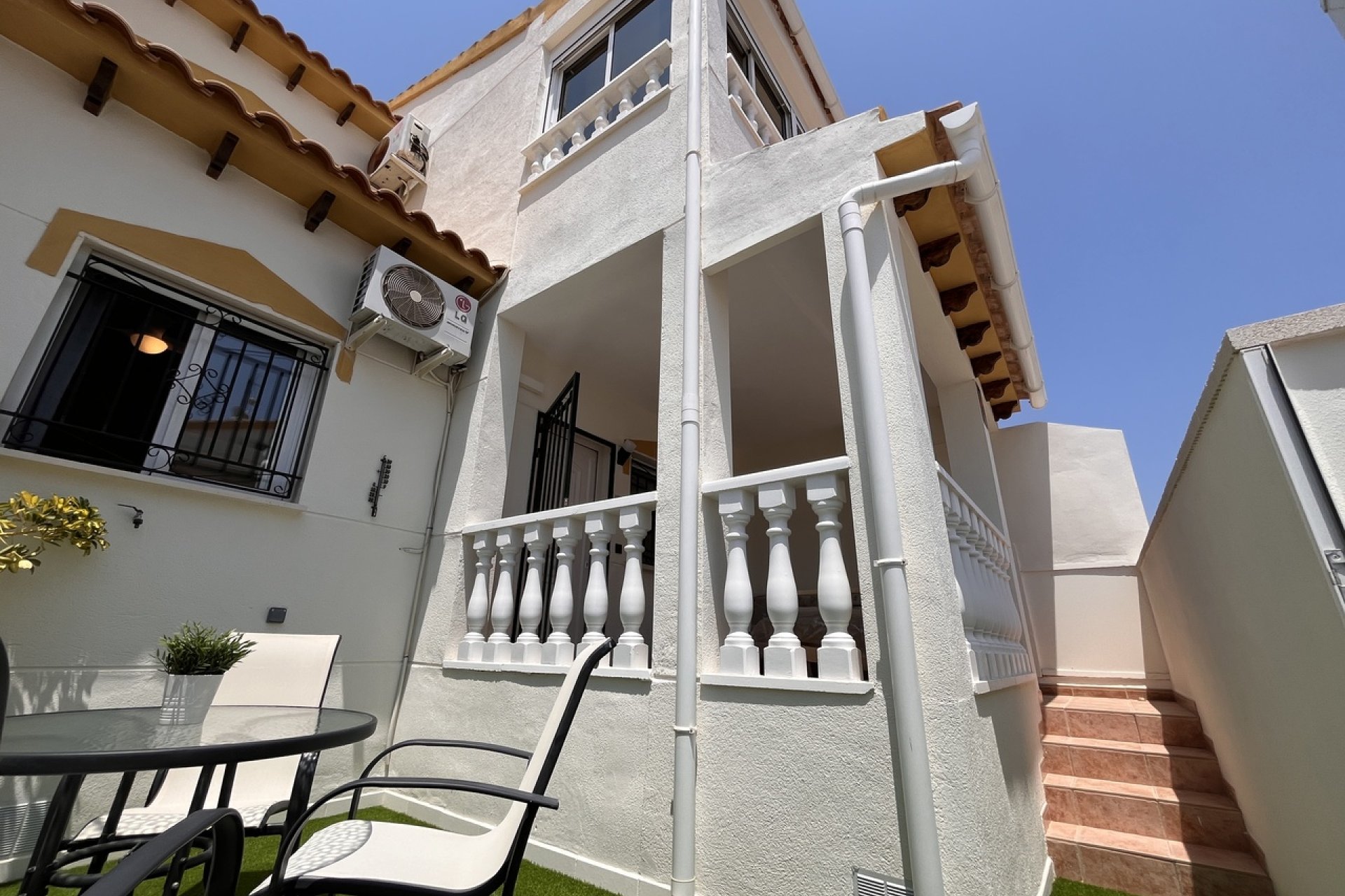Resale - Townhouse - Playa Flamenca - 