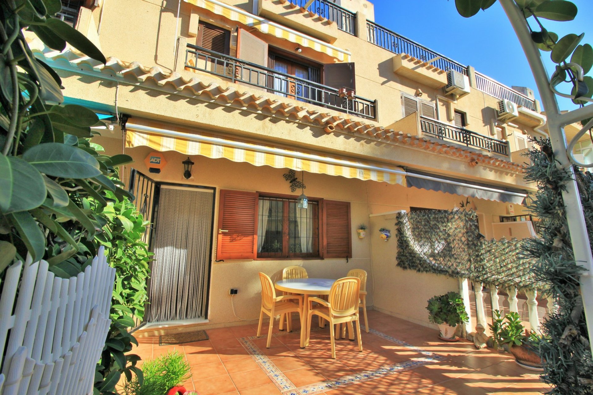 Resale - Townhouse - Playa Flamenca - 