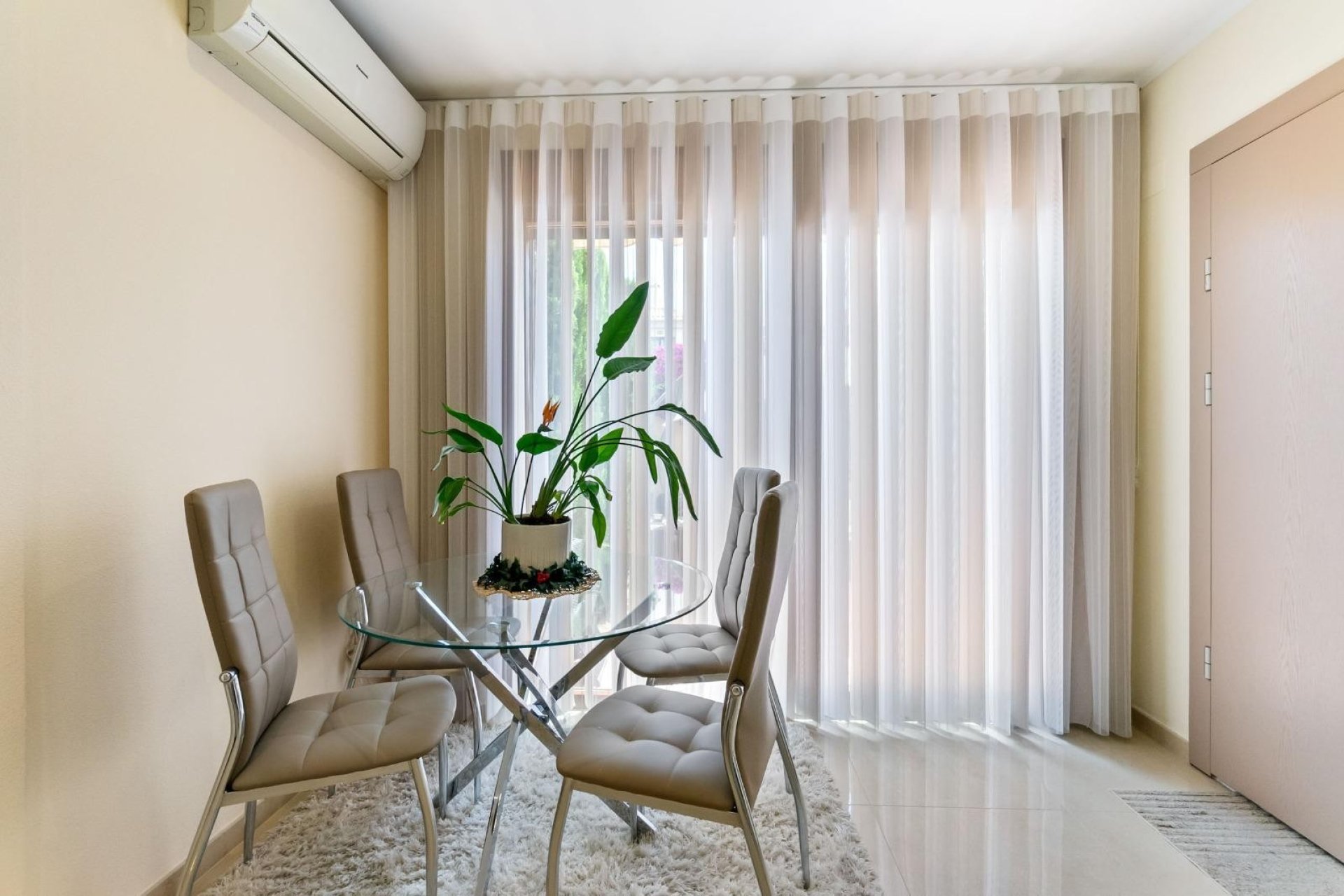 Resale - Townhouse - Torrevieia - Aguas Nuevas