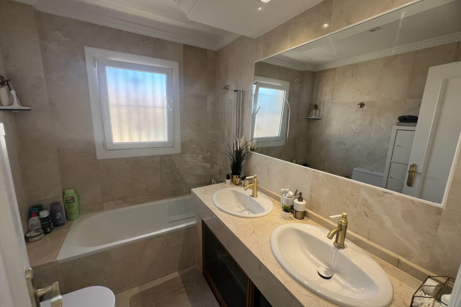 Resale - Villa - Algorfa