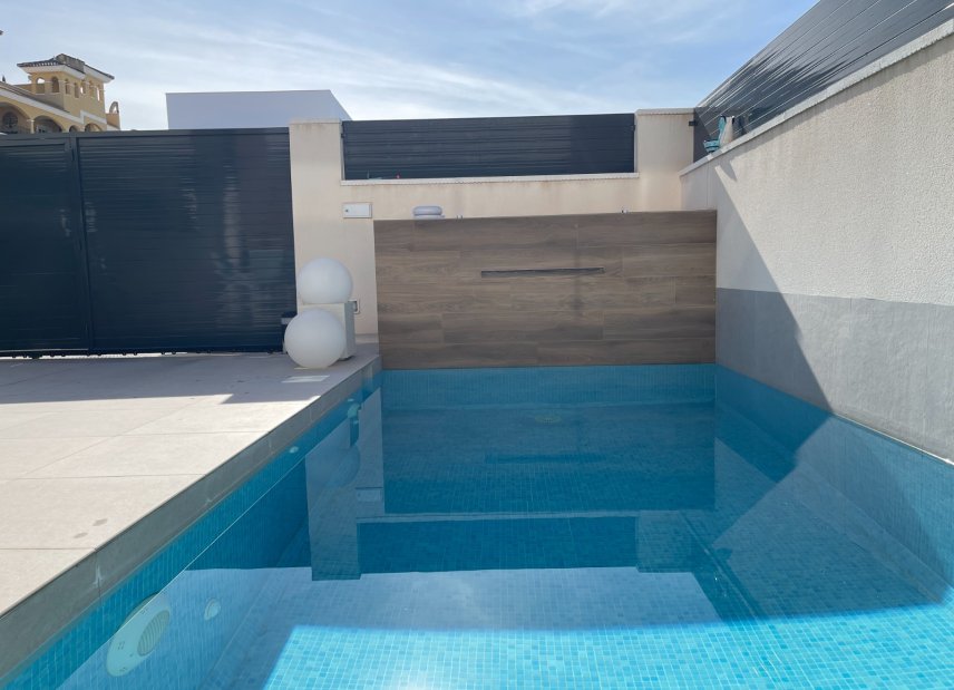 Resale - Villa - Benijofar - Center