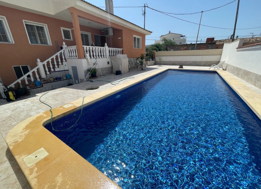 Resale - Villa - Benijofar - pueblo