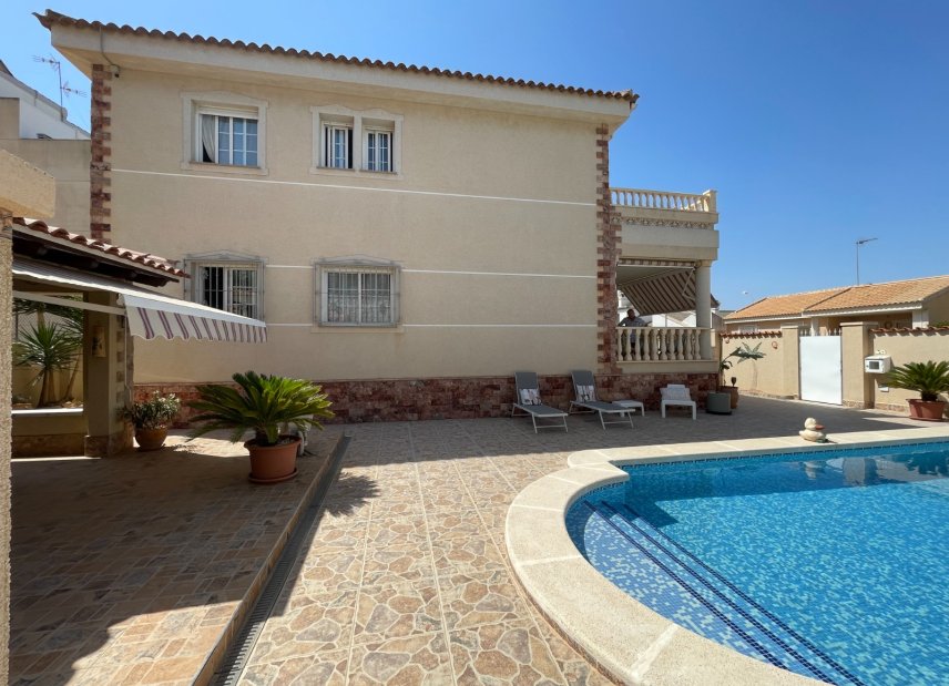 Resale - Villa - Benijofar
