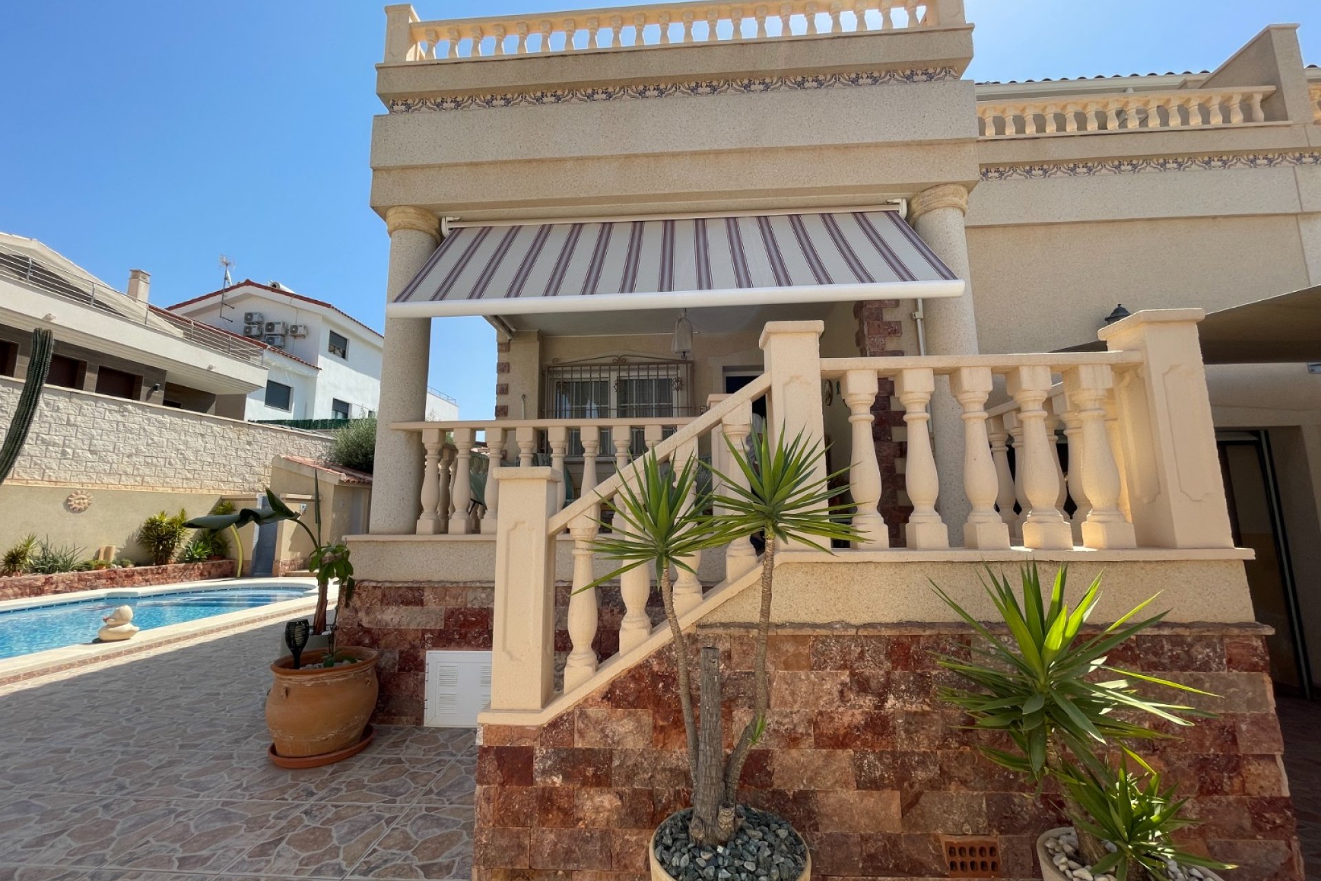 Resale - Villa - Benijofar