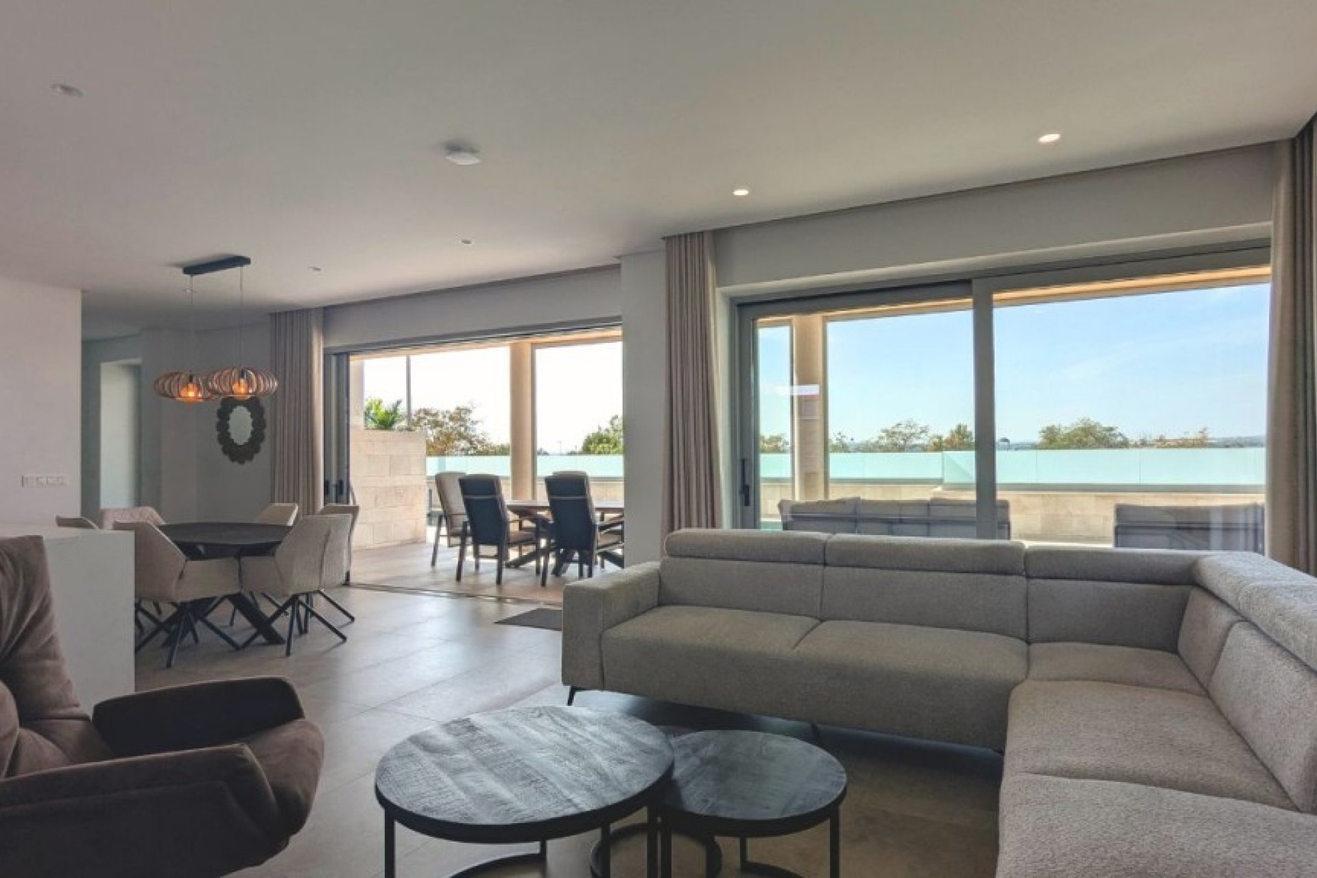 Resale - Villa - Benijofar