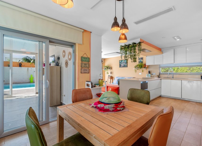 Resale - Villa - Benijofar