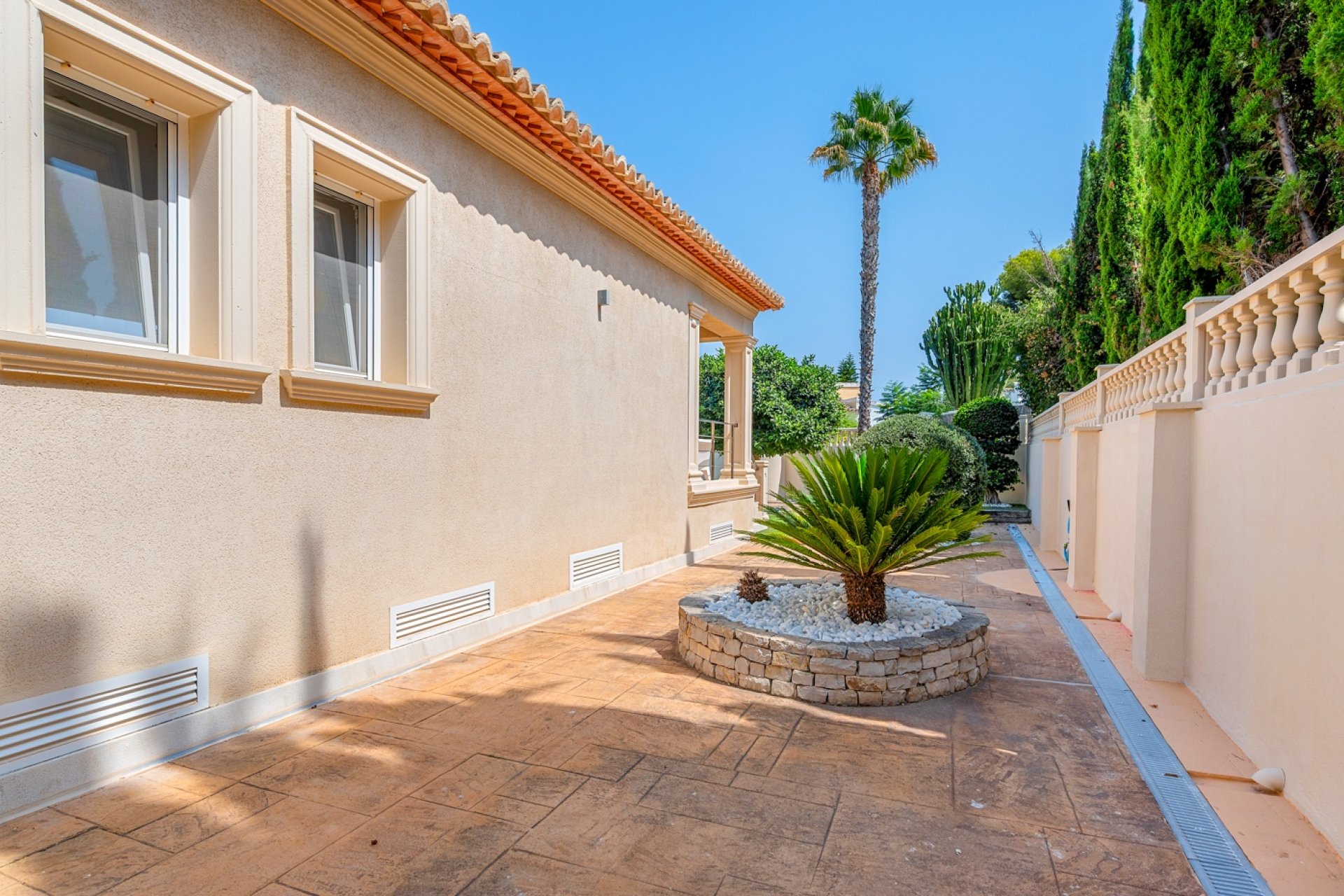 Resale - Villa - Benissa