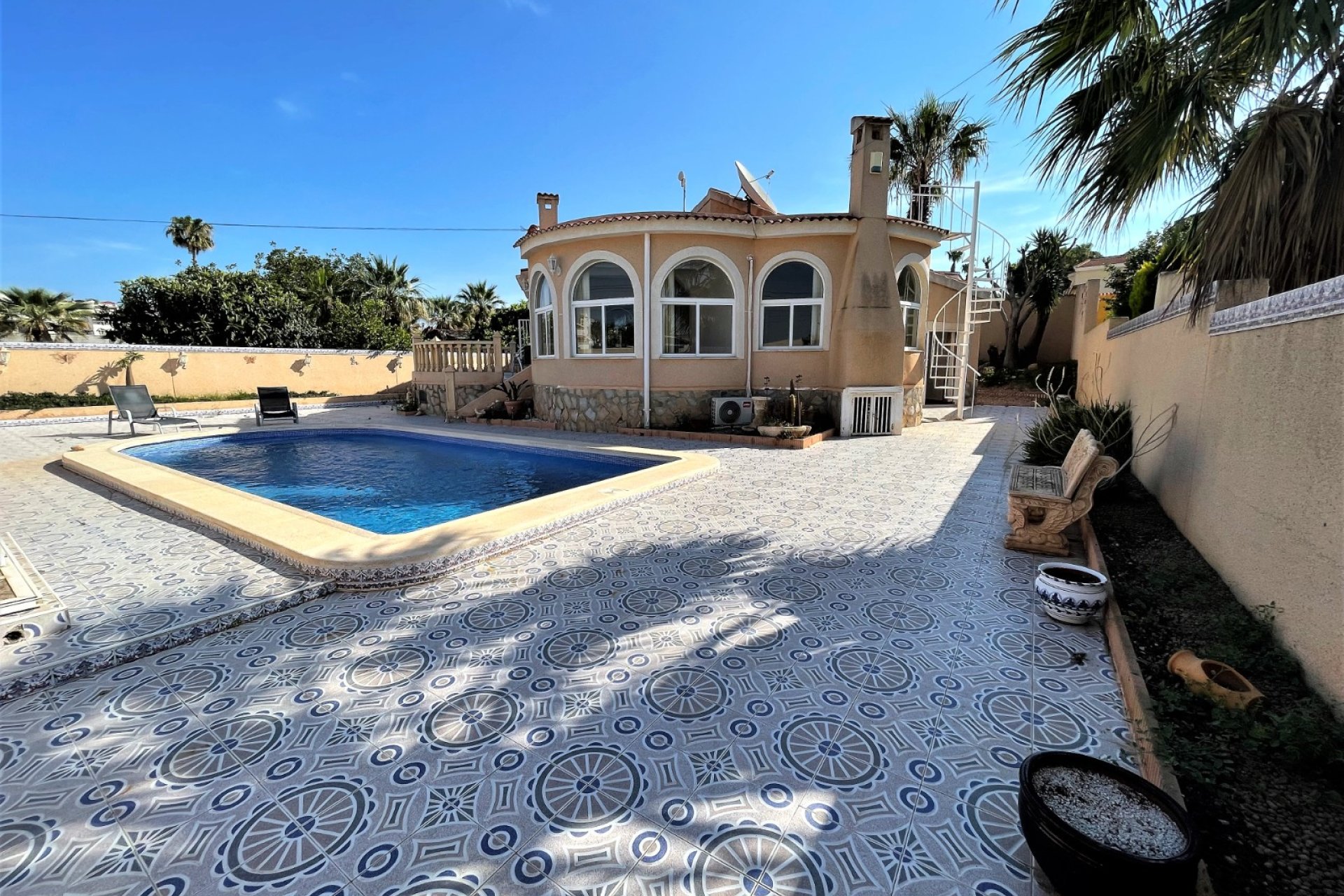 Resale - Villa - Ciudad Quesada - 