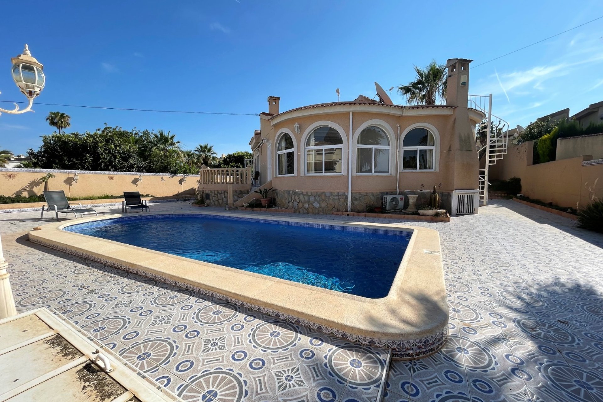 Resale - Villa - Ciudad Quesada - 