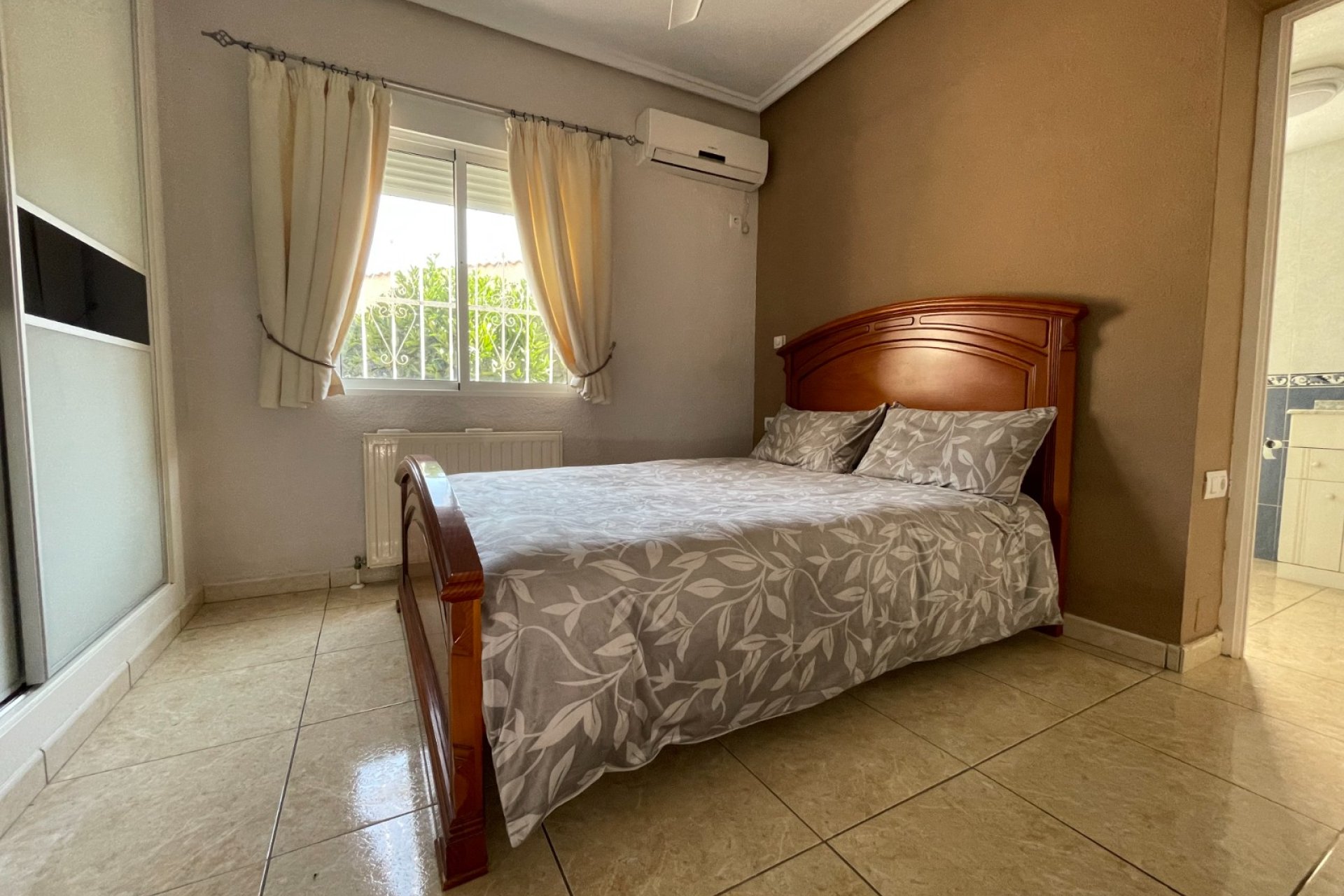 Resale - Villa - Ciudad Quesada - 
