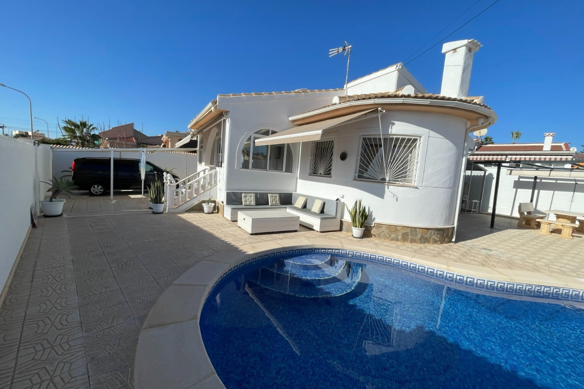 Resale - Villa - Ciudad Quesada - 