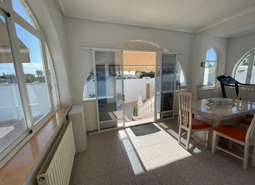 Resale - Villa - Ciudad Quesada - 