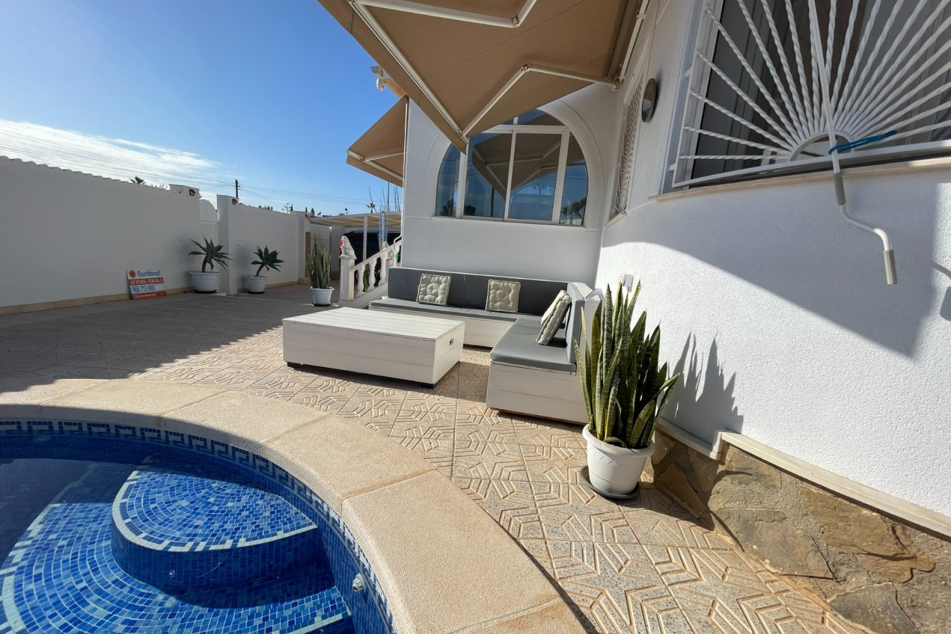 Resale - Villa - Ciudad Quesada - 