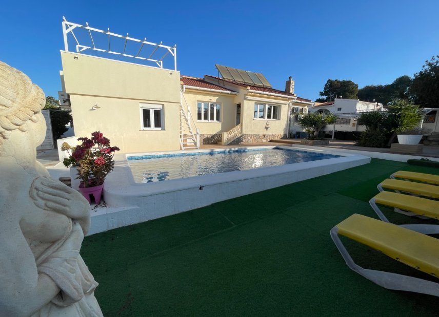 Resale - Villa - Ciudad Quesada