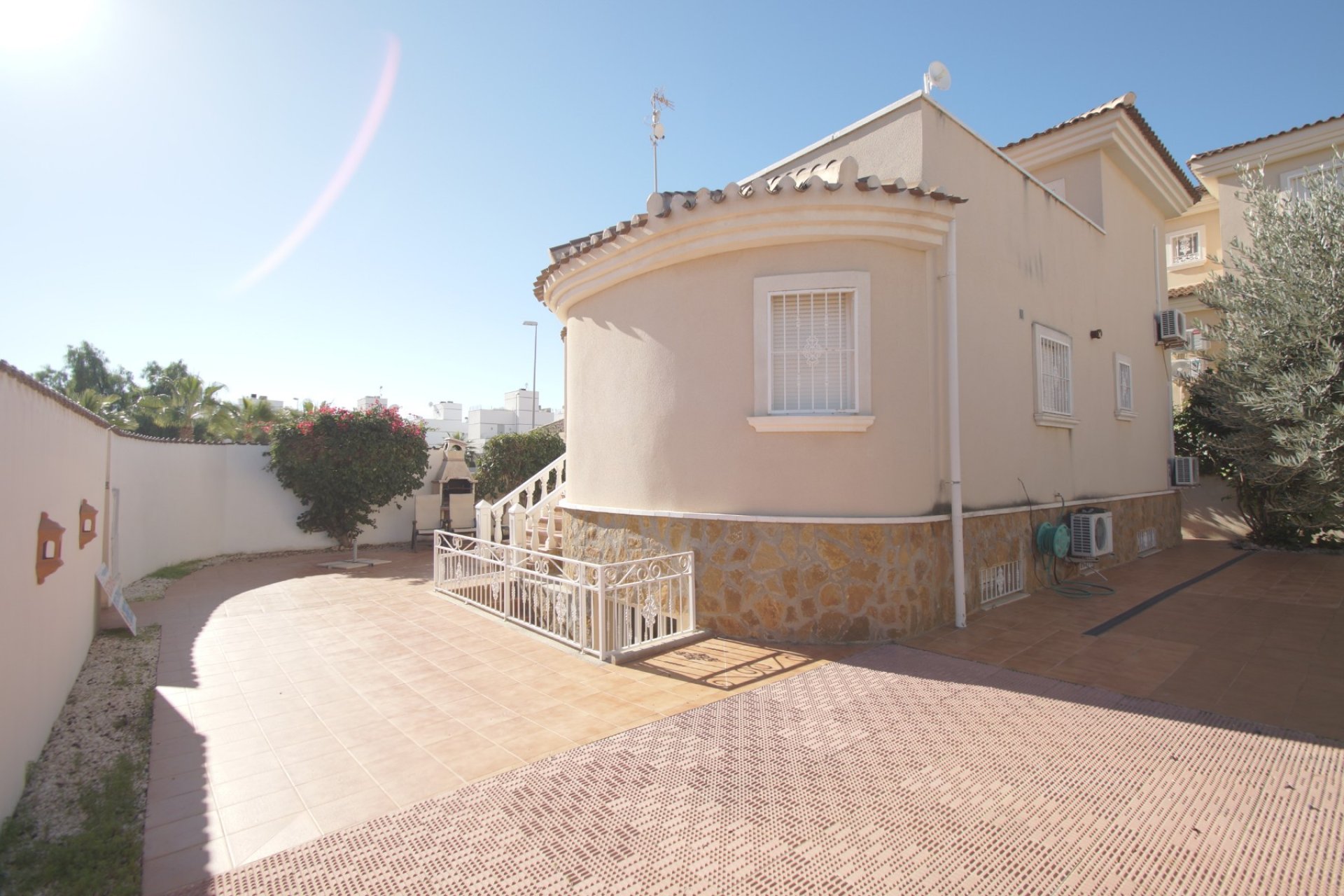 Resale - Villa - Ciudad Quesada - 