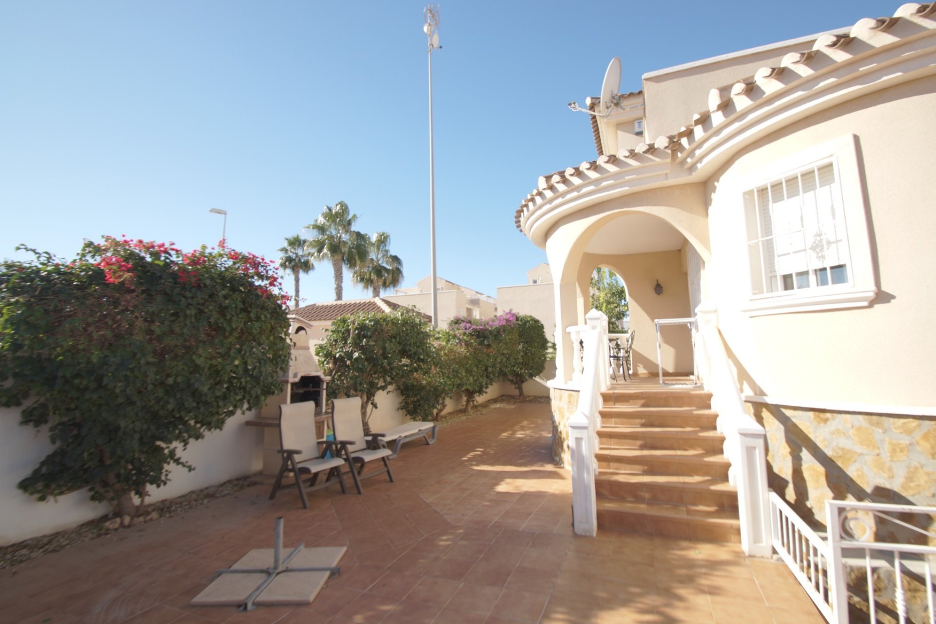 Resale - Villa - Ciudad Quesada - 