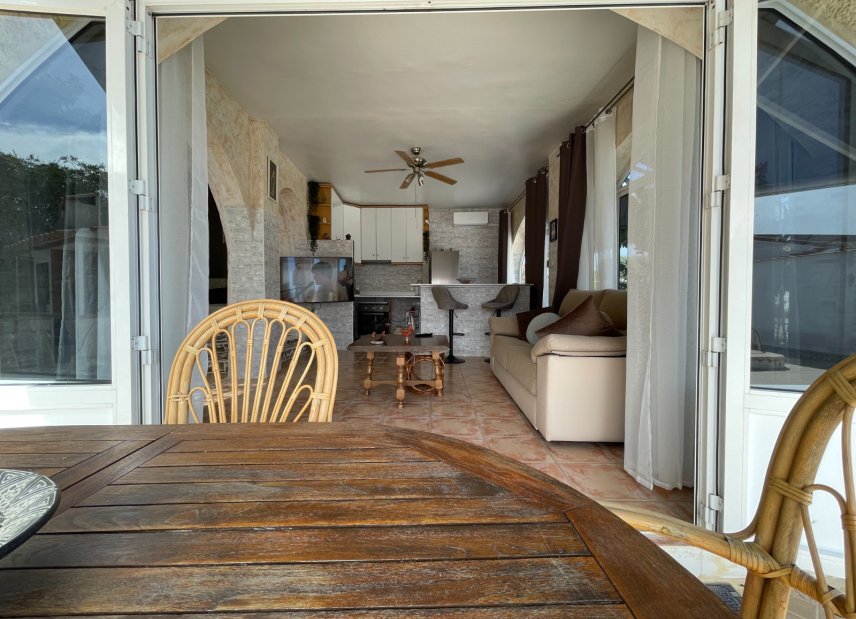 Resale - Villa - Ciudad Quesada - 