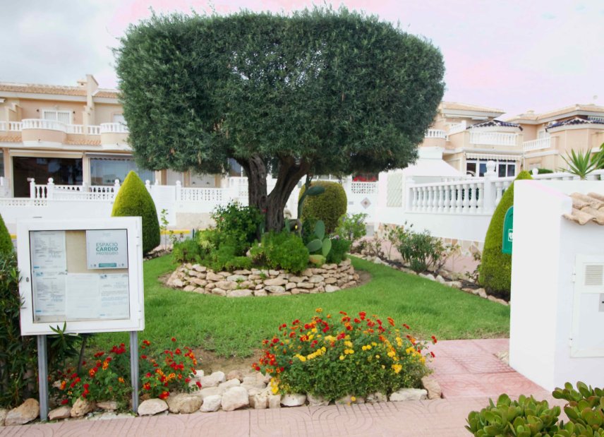 Resale - Villa - Ciudad Quesada - 