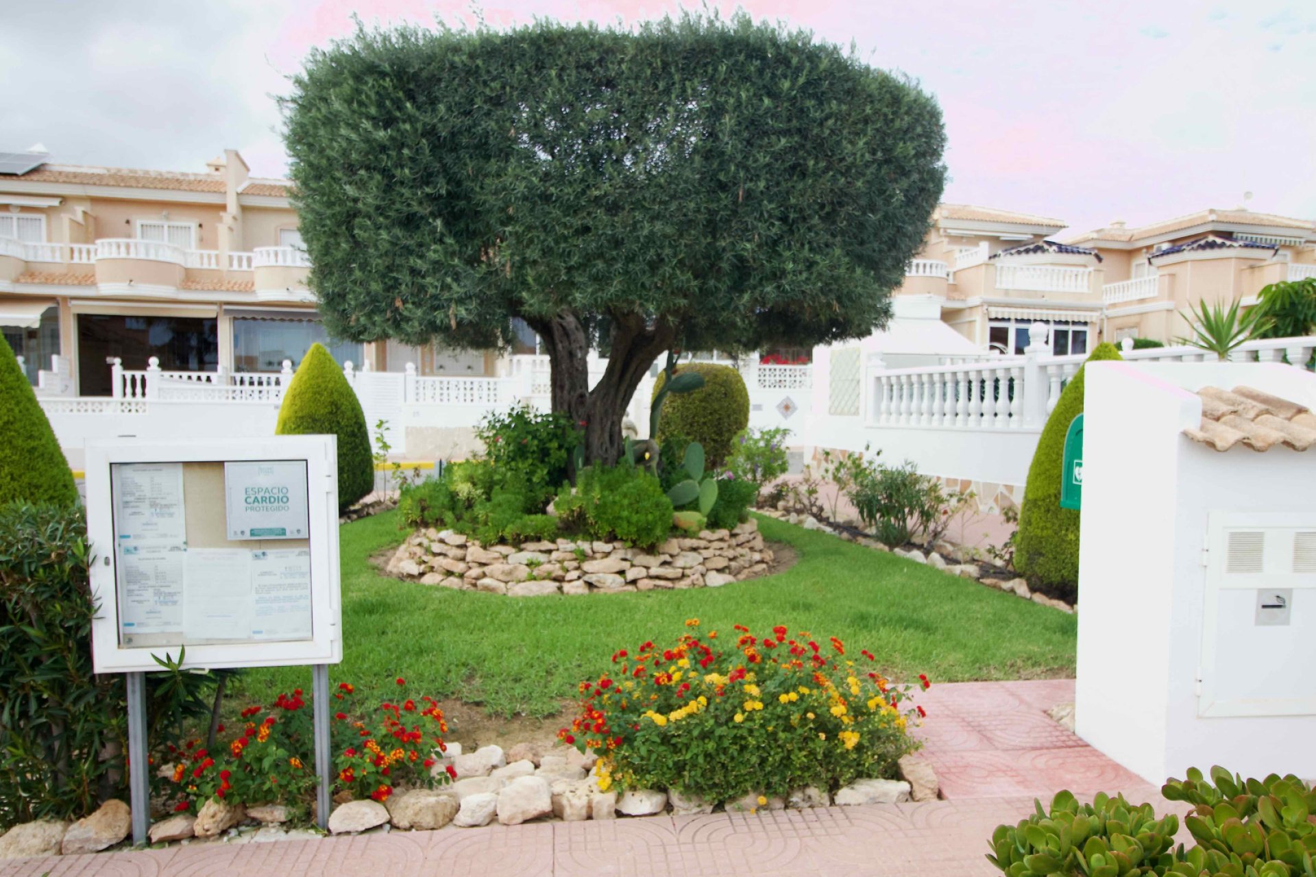 Resale - Villa - Ciudad Quesada - 