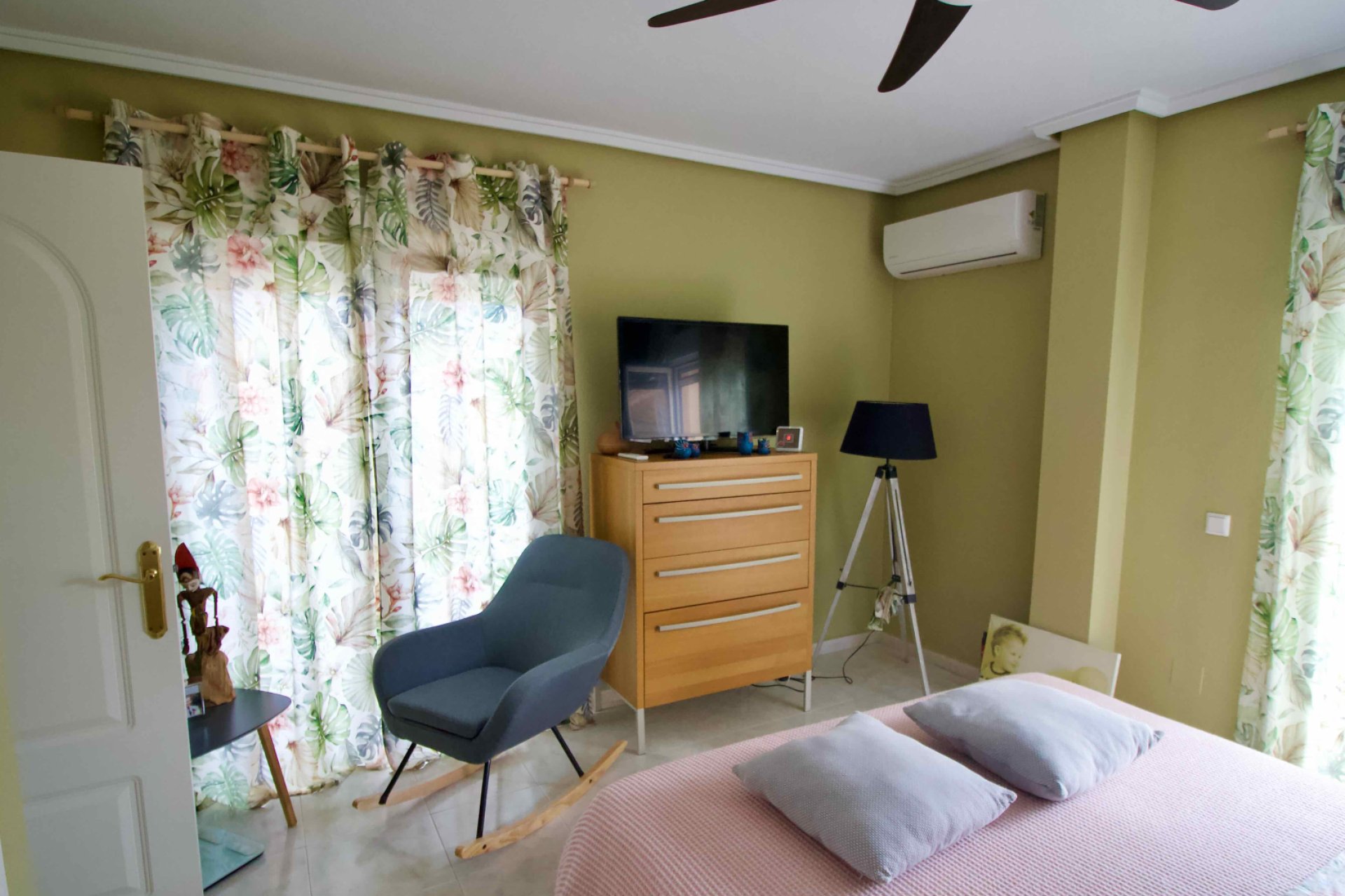 Resale - Villa - Ciudad Quesada - 