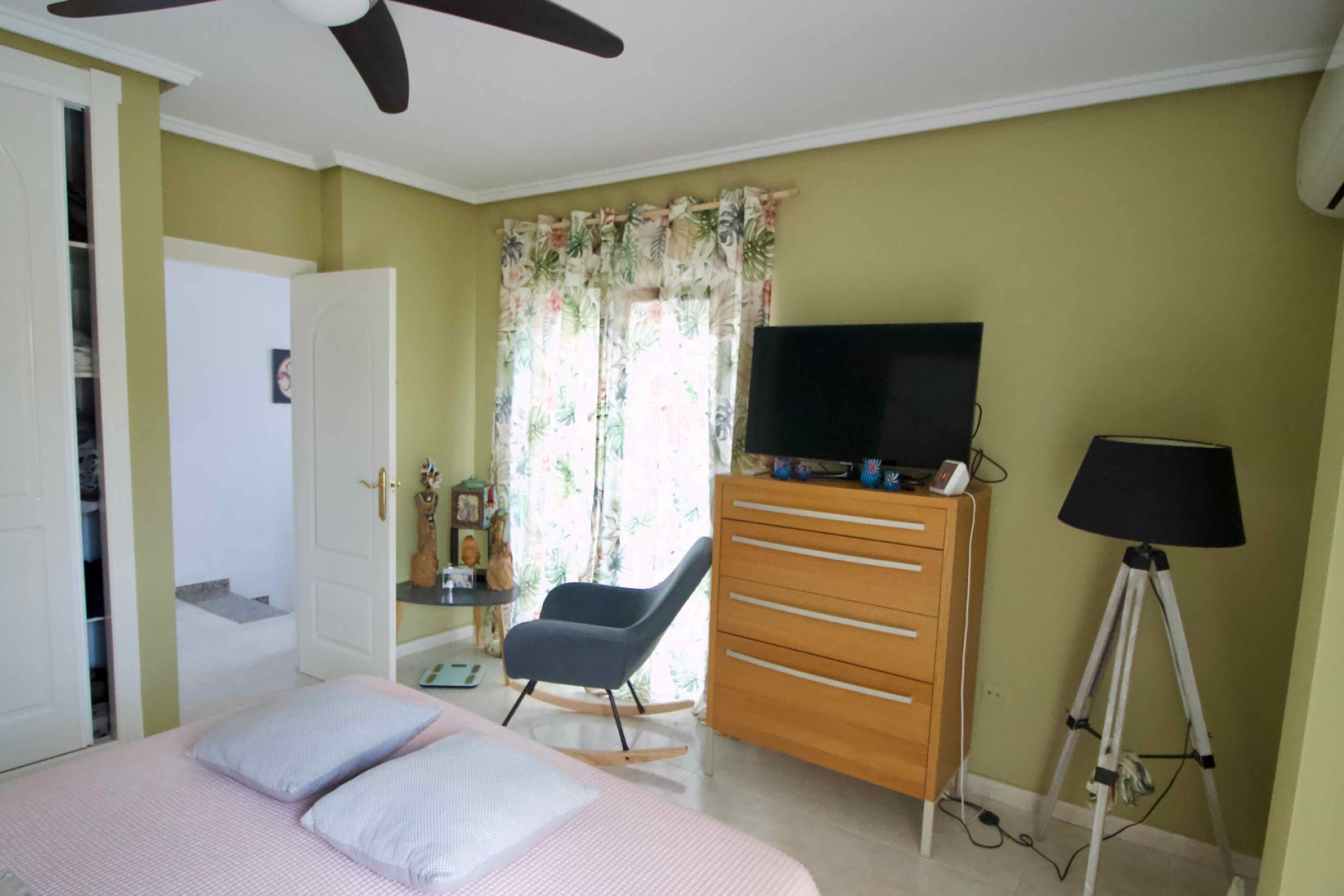 Resale - Villa - Ciudad Quesada - 