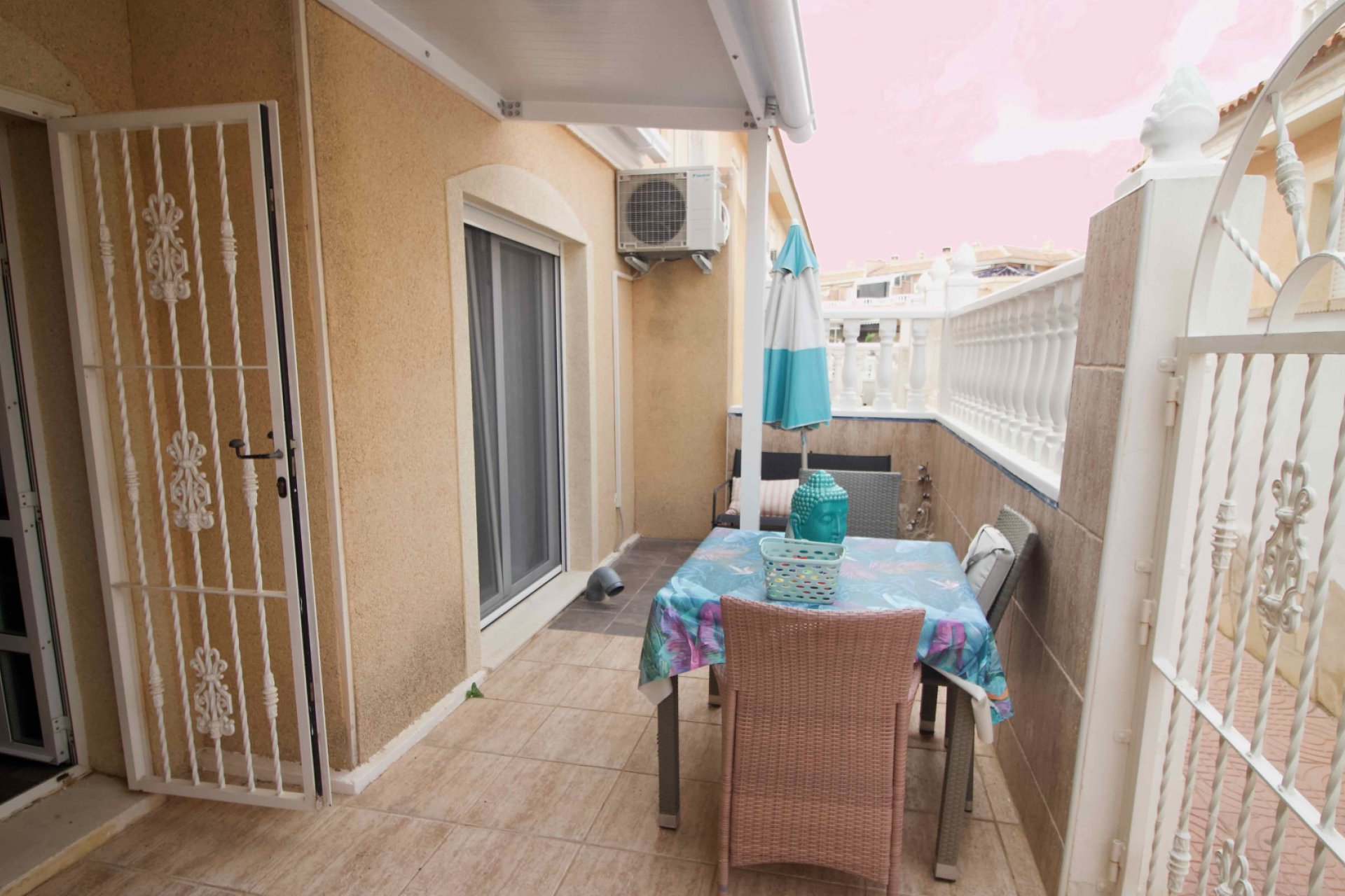 Resale - Villa - Ciudad Quesada - 