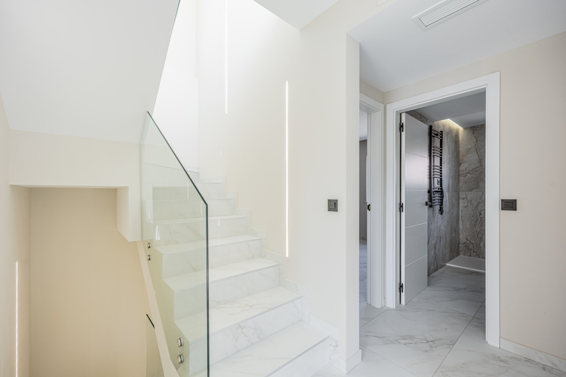 Resale - Villa - Ciudad Quesada - 