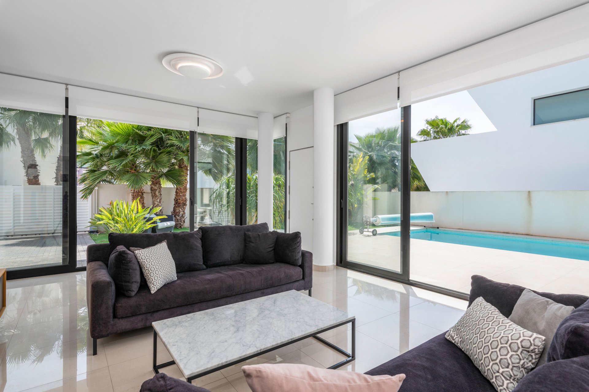 Resale - Villa - Ciudad Quesada - 