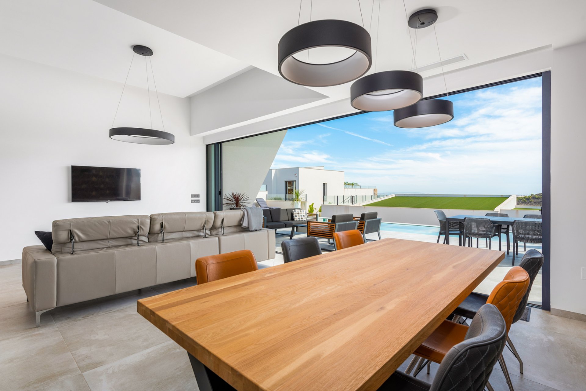 Resale - Villa - Ciudad Quesada - 