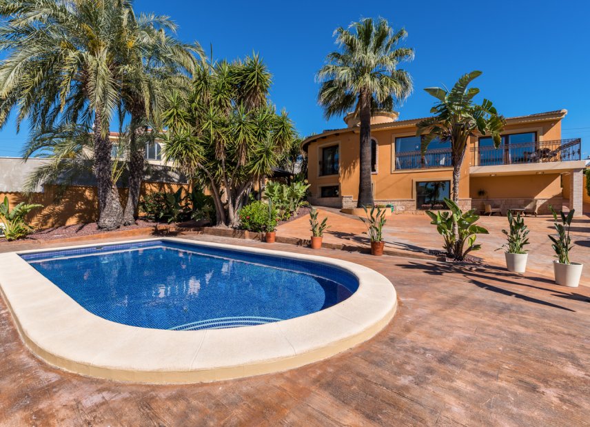 Resale - Villa - Ciudad Quesada - 