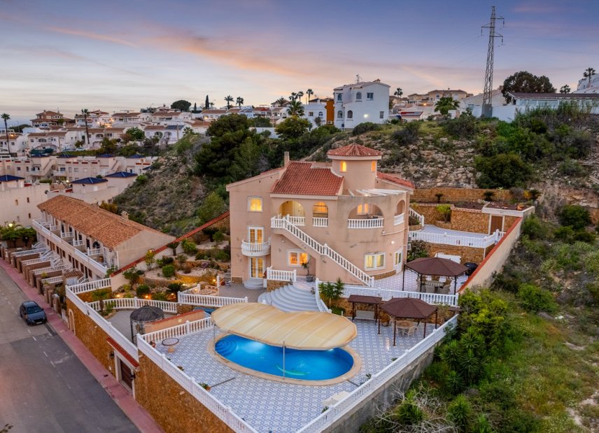 Resale - Villa - Ciudad Quesada - 