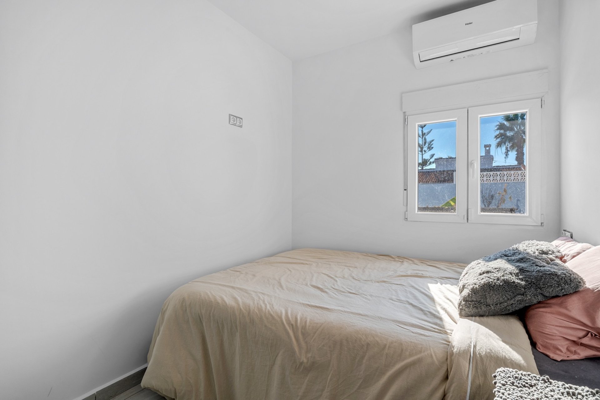 Resale - Villa - Ciudad Quesada - 