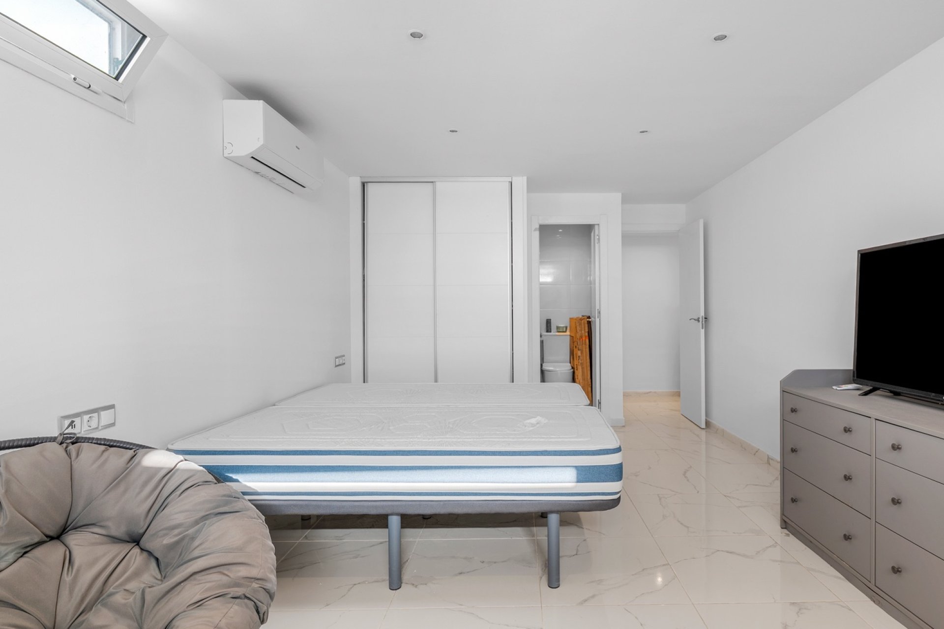 Resale - Villa - Ciudad Quesada - 