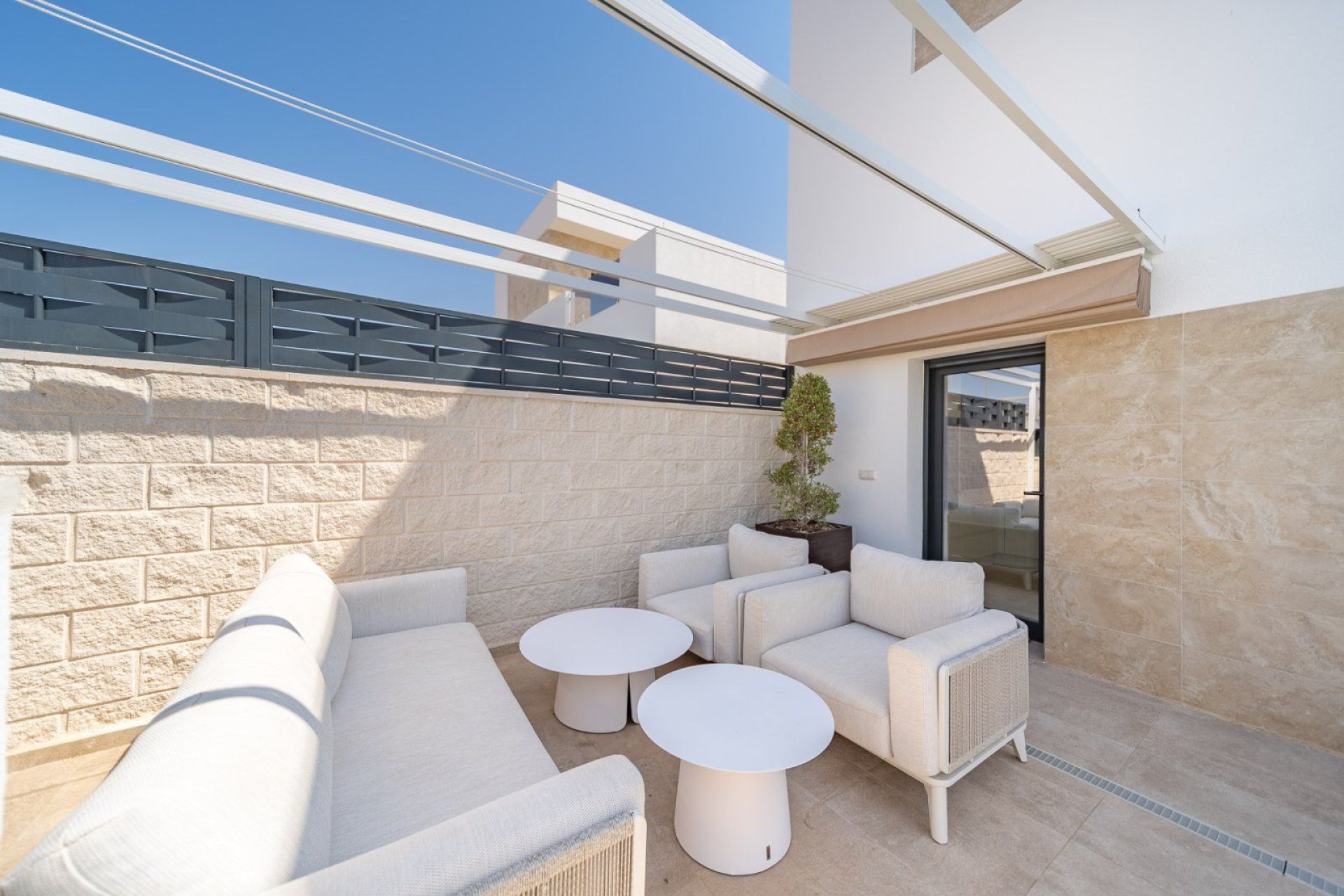 Resale - Villa - Ciudad Quesada - 