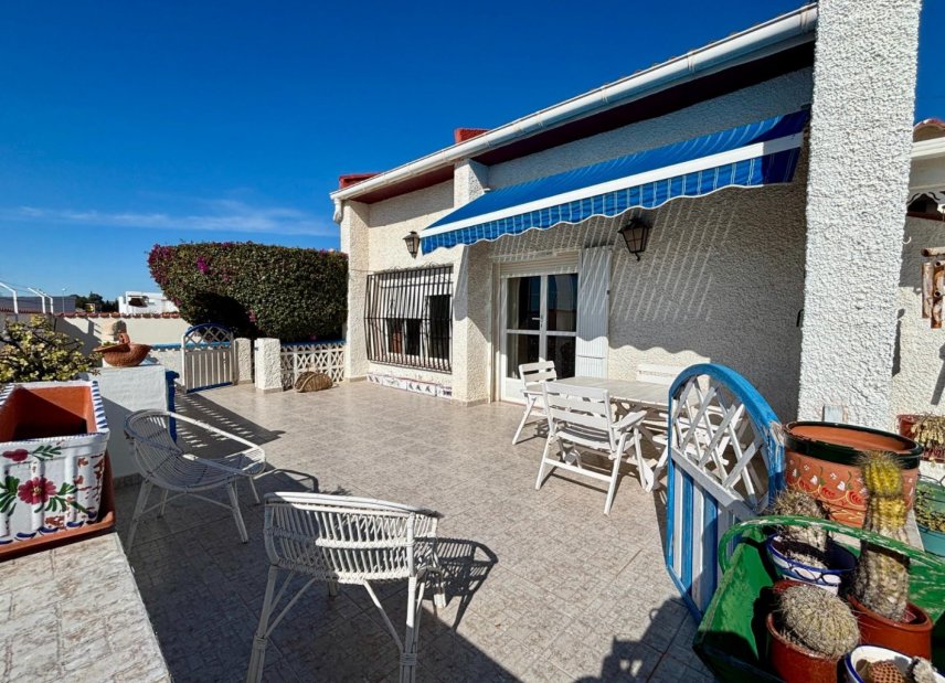 Resale - Villa - Ciudad Quesada - 