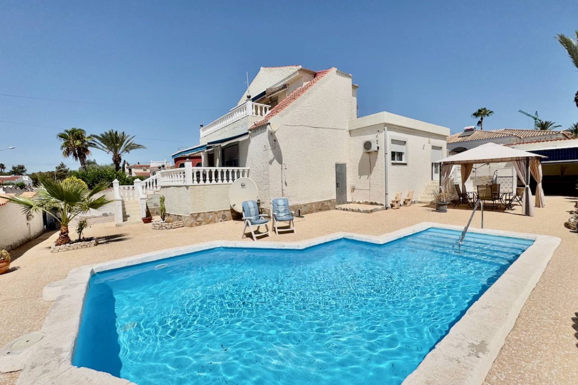 Resale - Villa - Ciudad Quesada - 