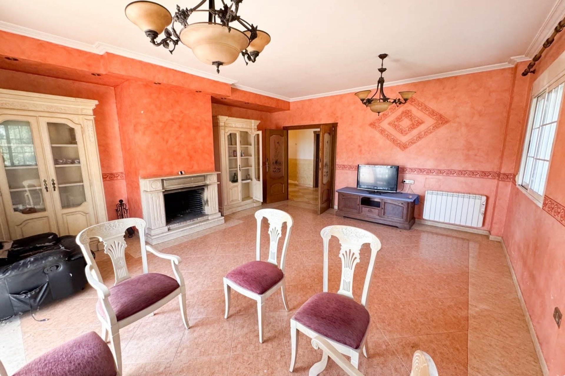 Resale - Villa - Crevillente - Alicante