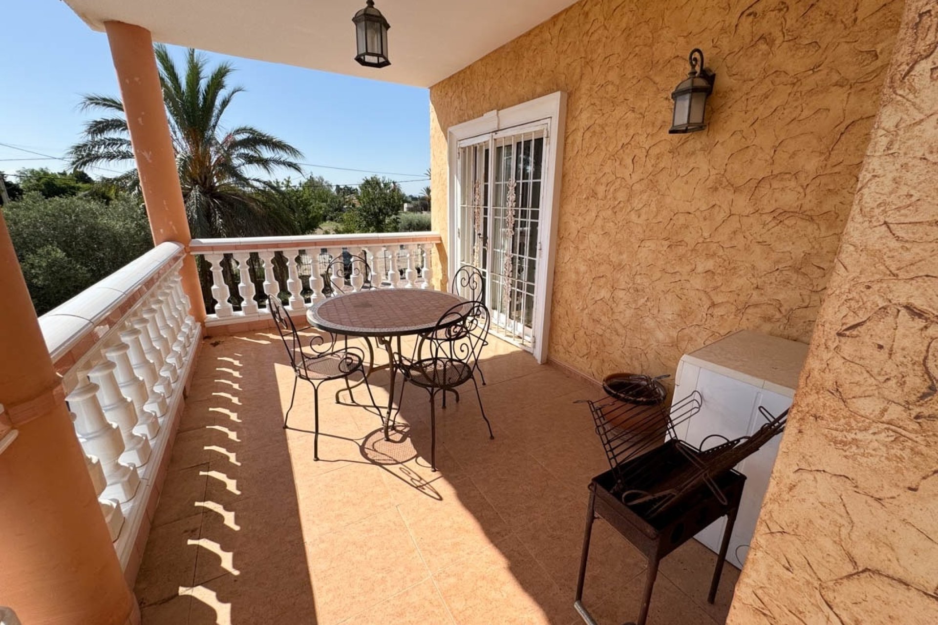 Resale - Villa - Crevillente - Alicante