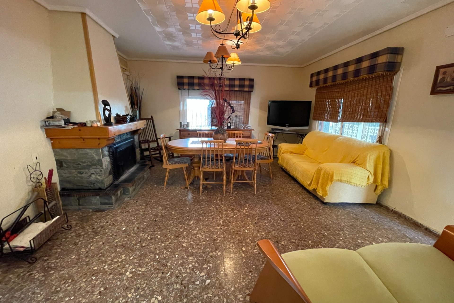 Resale - Villa - Crevillente