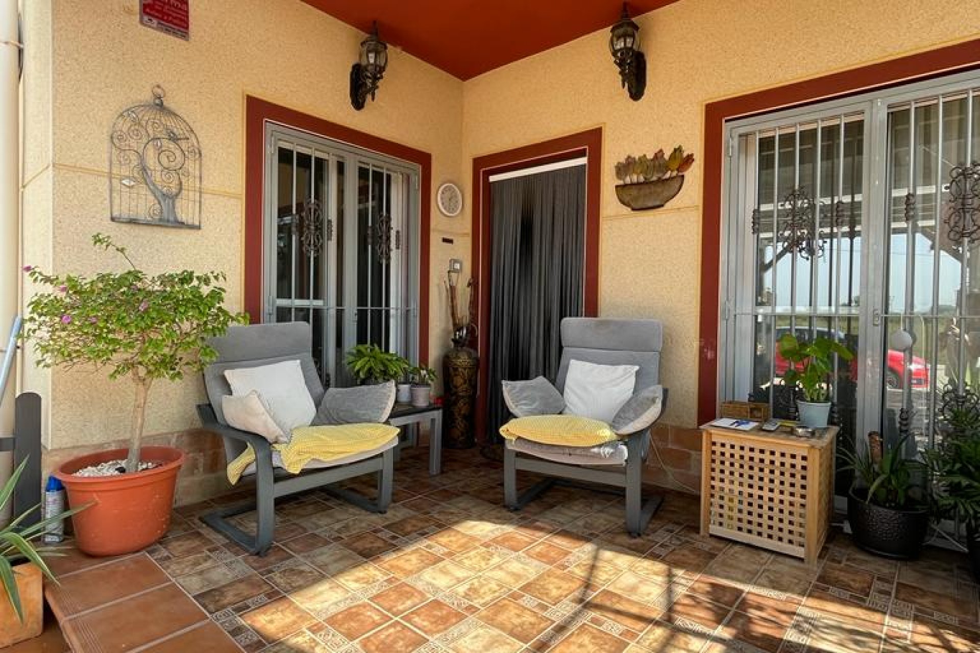 Resale - Villa - Daya Nueva