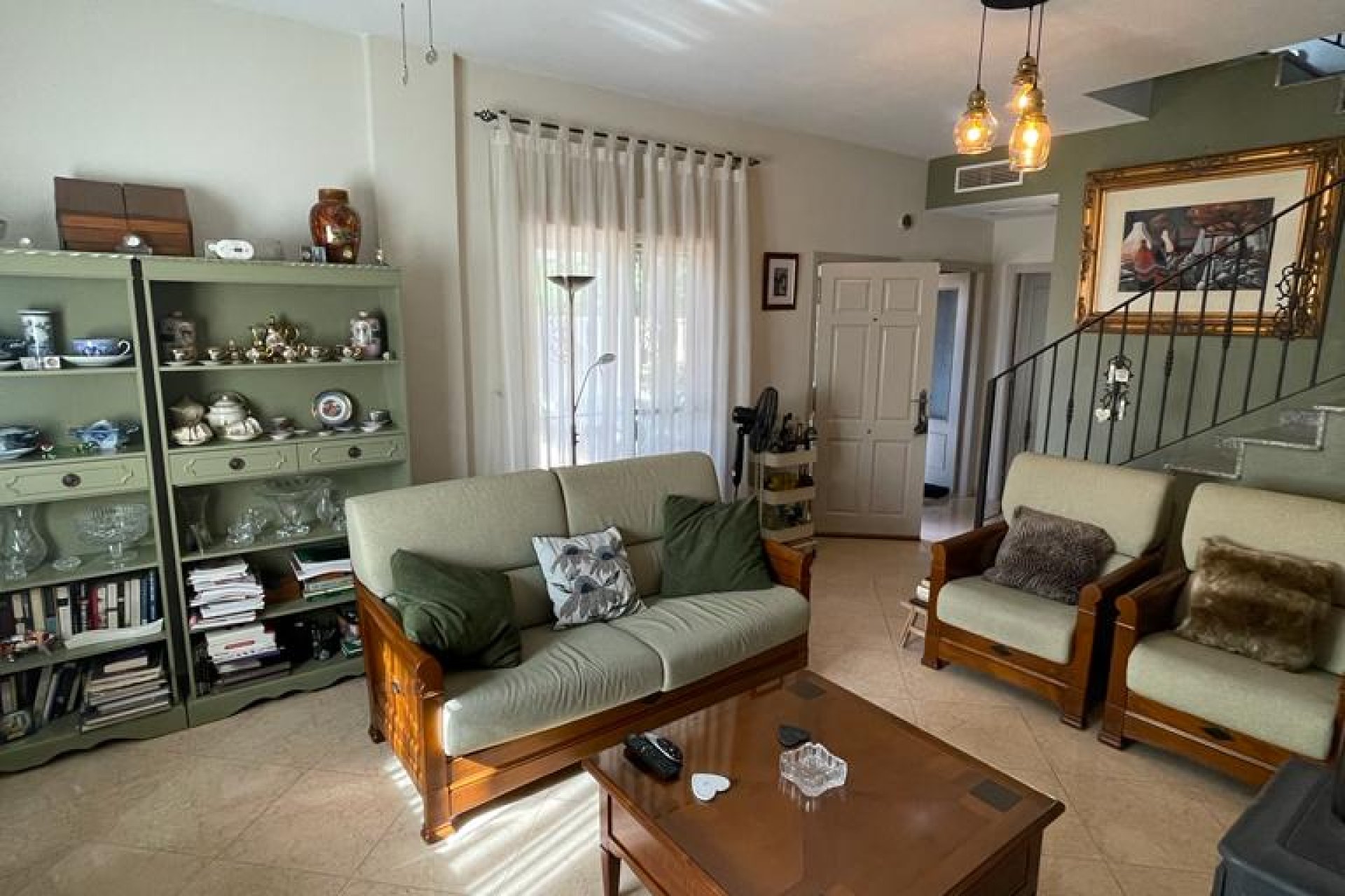 Resale - Villa - Daya Nueva