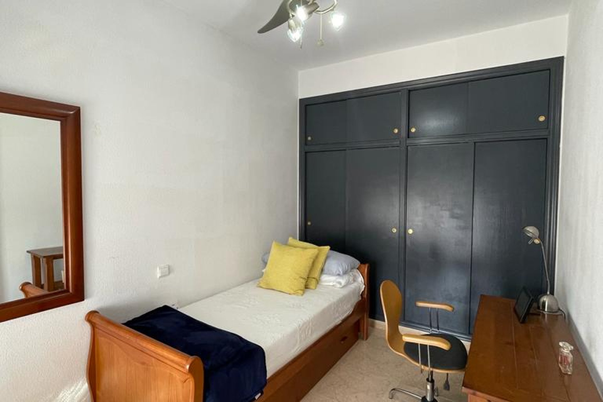 Resale - Villa - Daya Nueva