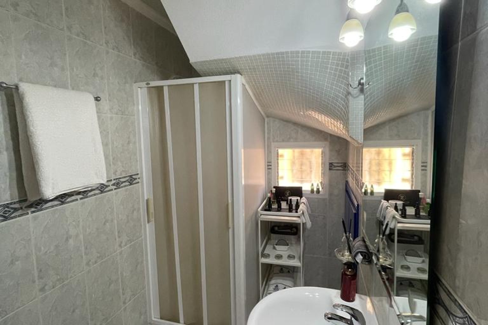 Resale - Villa - Daya Nueva