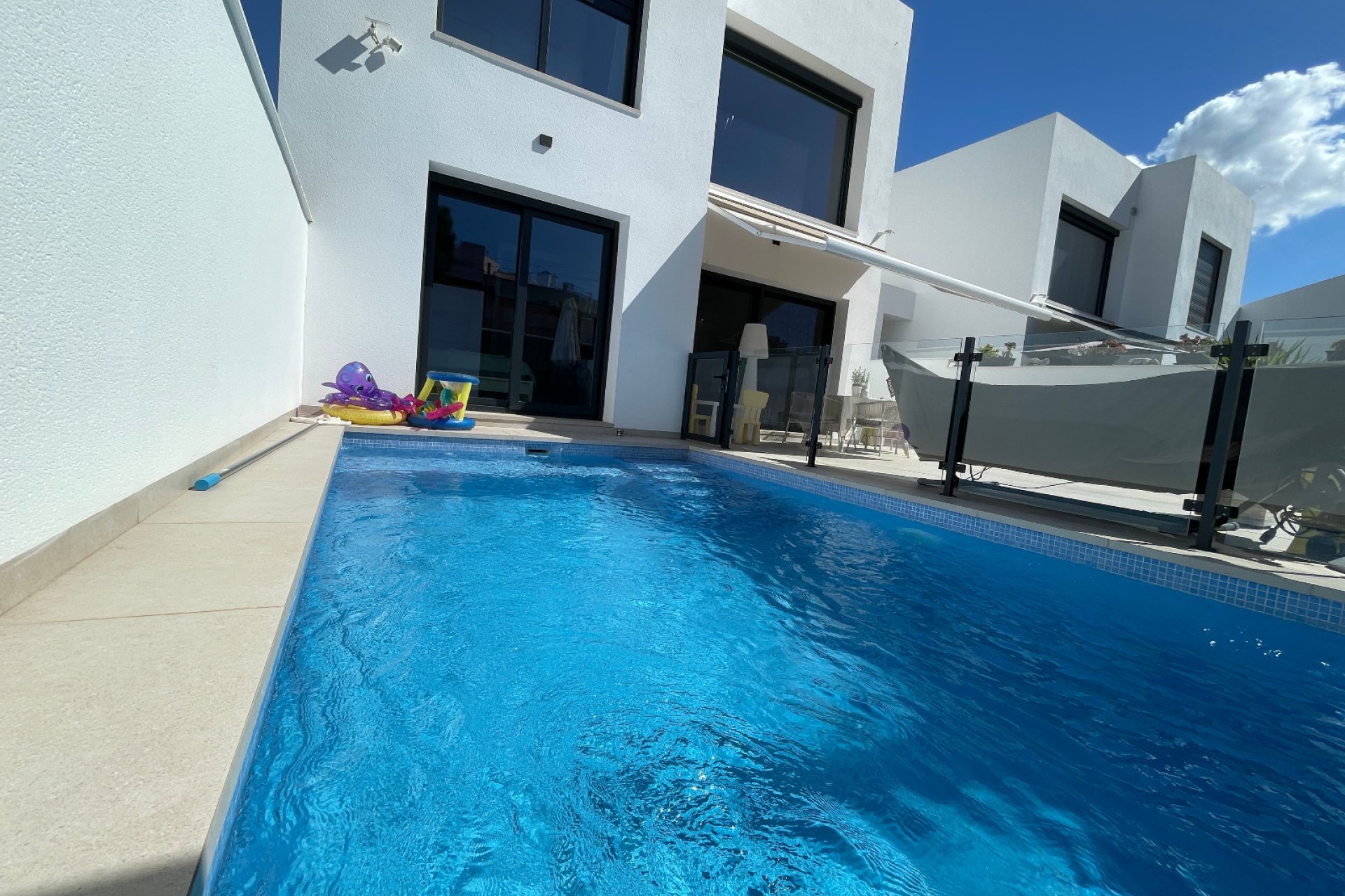 Resale - Villa - Formentera del Segura - pueblo